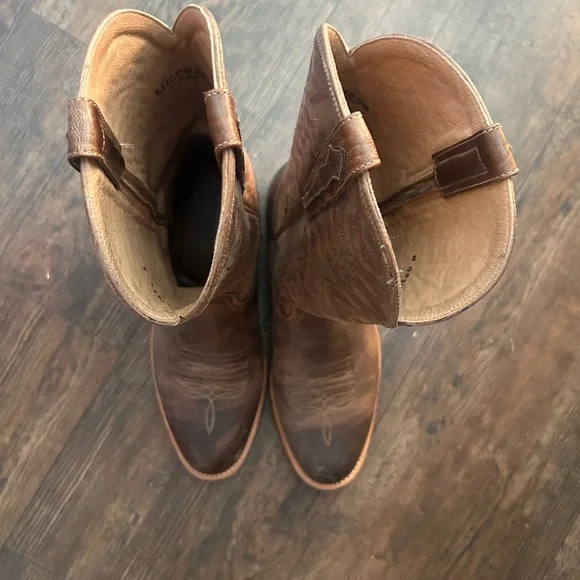 Lucchese Distressed Brown Cowboy Boots Traditional Western Style - Picture 4 of 5